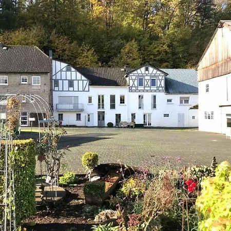 Talblick Alpenrod